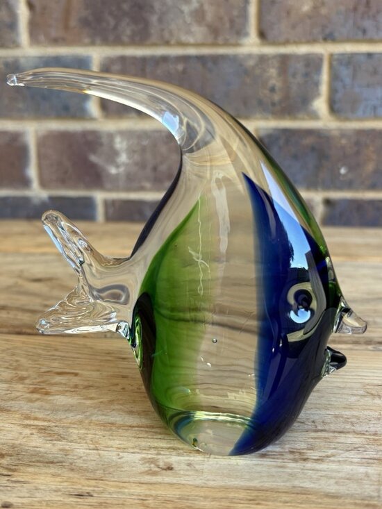 Blue Green Clear Glass Tropical Fish Paperweight Figure 5” Tall Polished Bottom - Picture 1 of 13